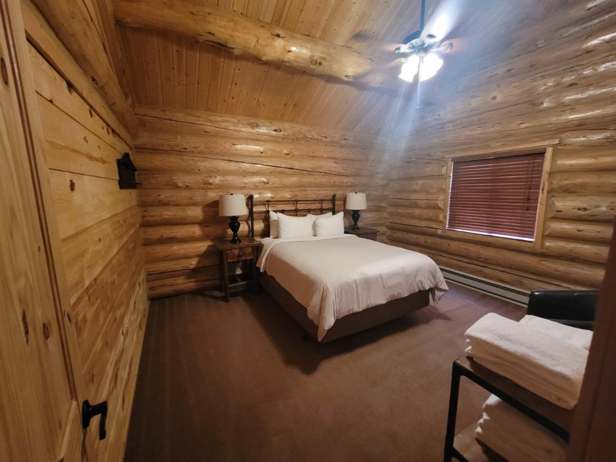 Roosevelt Hotel - Yellowstone การ์ดีเนอร์ ภายนอก รูปภาพ